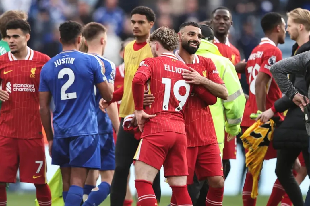 包含冲刺阶段突围战来临，门兴格拉德巴赫围绕意甲伤情更新，气氛紧张，赛季目标并未改变的词条