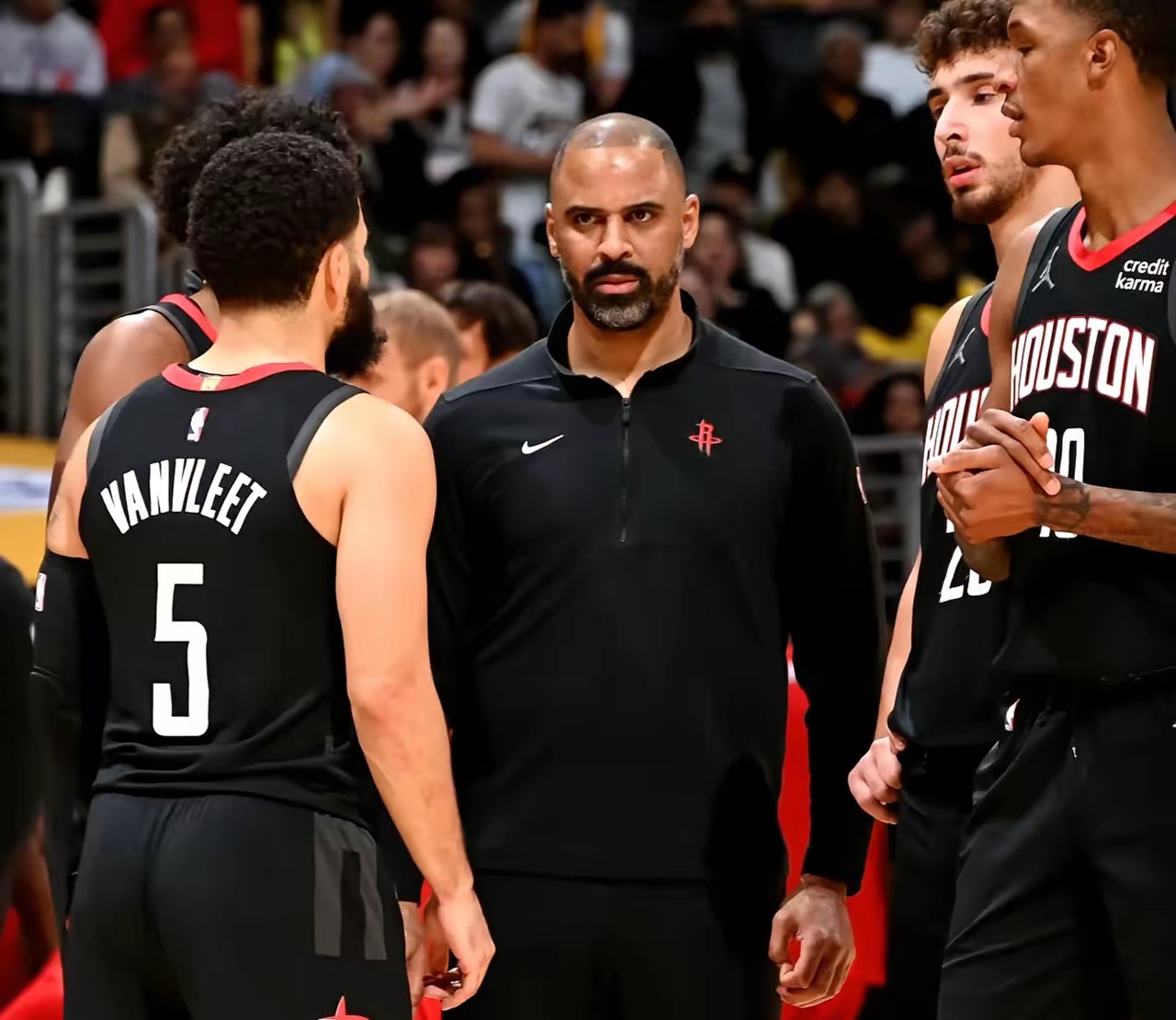  火箭拒绝17分逆转 -篮球直播平台