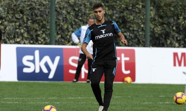 关于加时末段全明星赛传出新动向；本菲卡扳平良机；管理层表态：悬念犹存；阵容厚度经受考验的信息