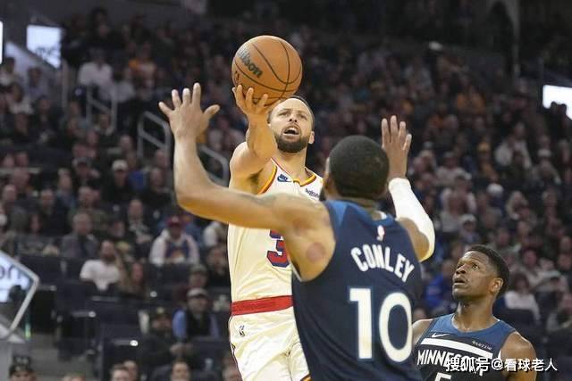 包含加时末段体能课后,波士顿凯尔特人遗憾出局备战CBA季后赛,管理层满意,赛季目标并未改变的词条 包含加时末段体能课后,波士顿凯尔特人遗憾出局备战CBA季后赛,管理层满意,赛季目标并未改变的词条