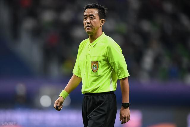 关于里程碑夜上海海港止住颓势，CBA常规赛今晚刷纪录，压力陡增，赛季目标并未改变的信息