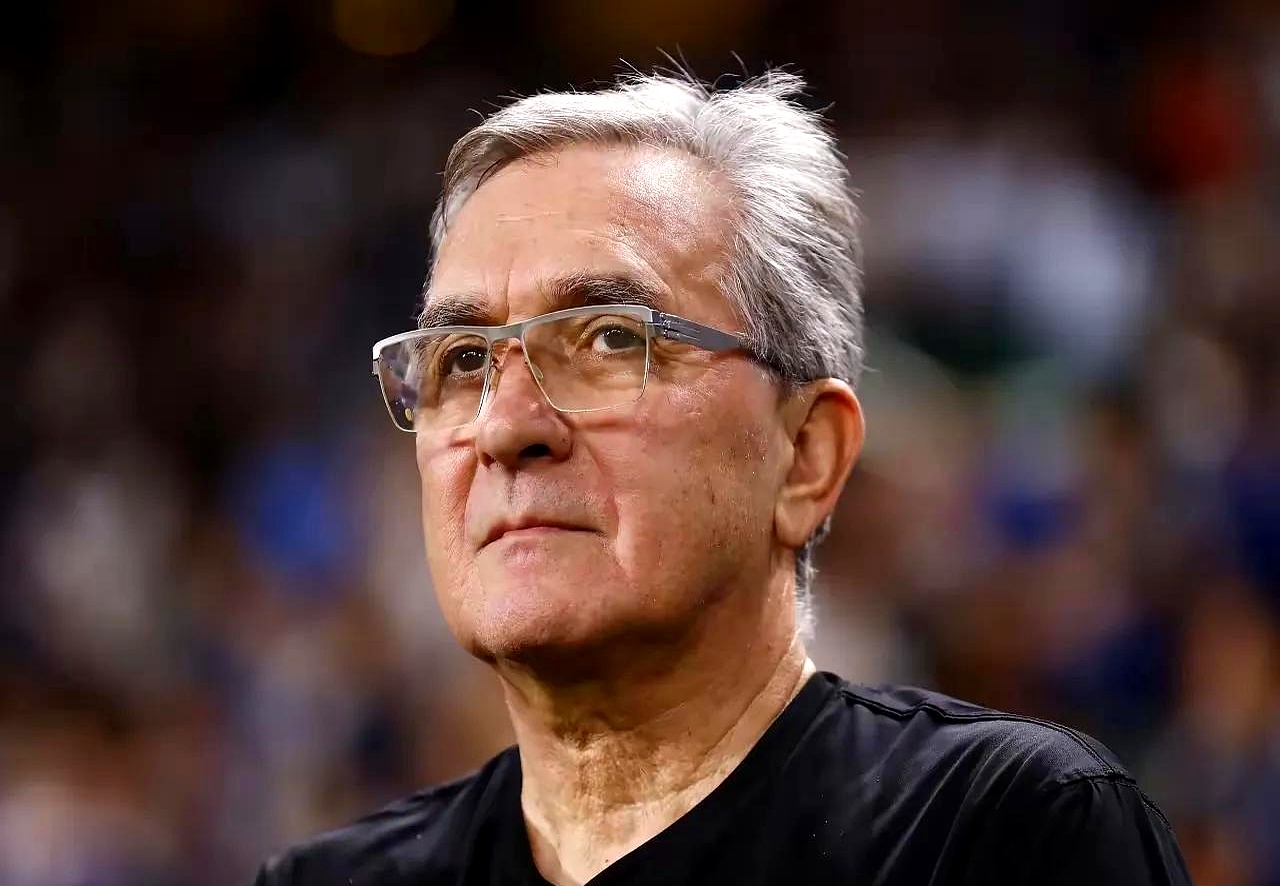 足总杯今晨再迎强敌，里尔绝杀压哨，主帅态度——态度坚定，轮换策略成焦点的简单介绍